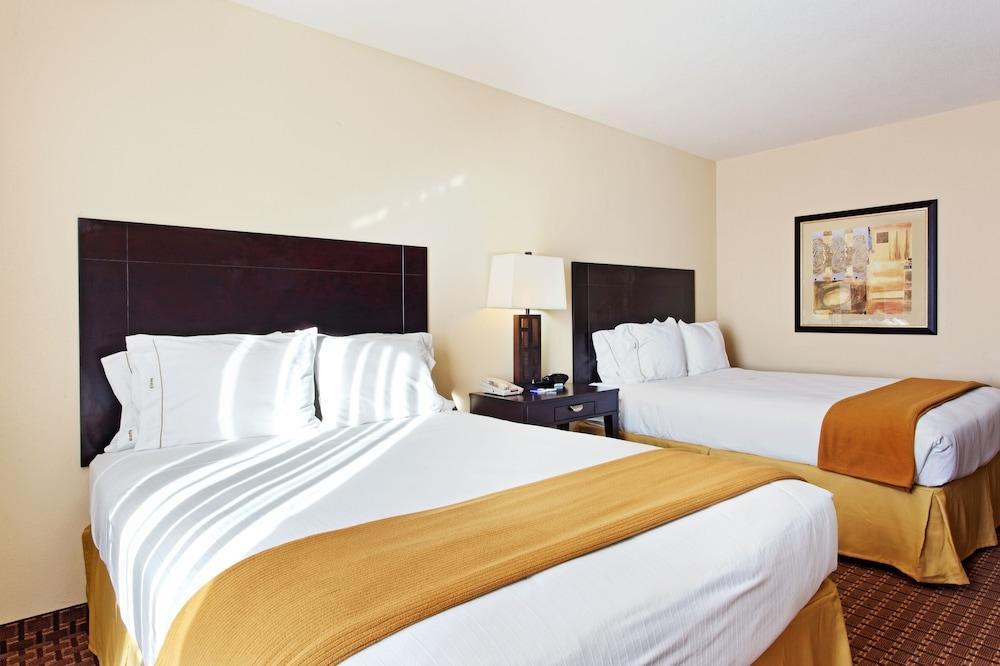 Holiday Inn Express & Suites Ozona By Ihg Екстериор снимка