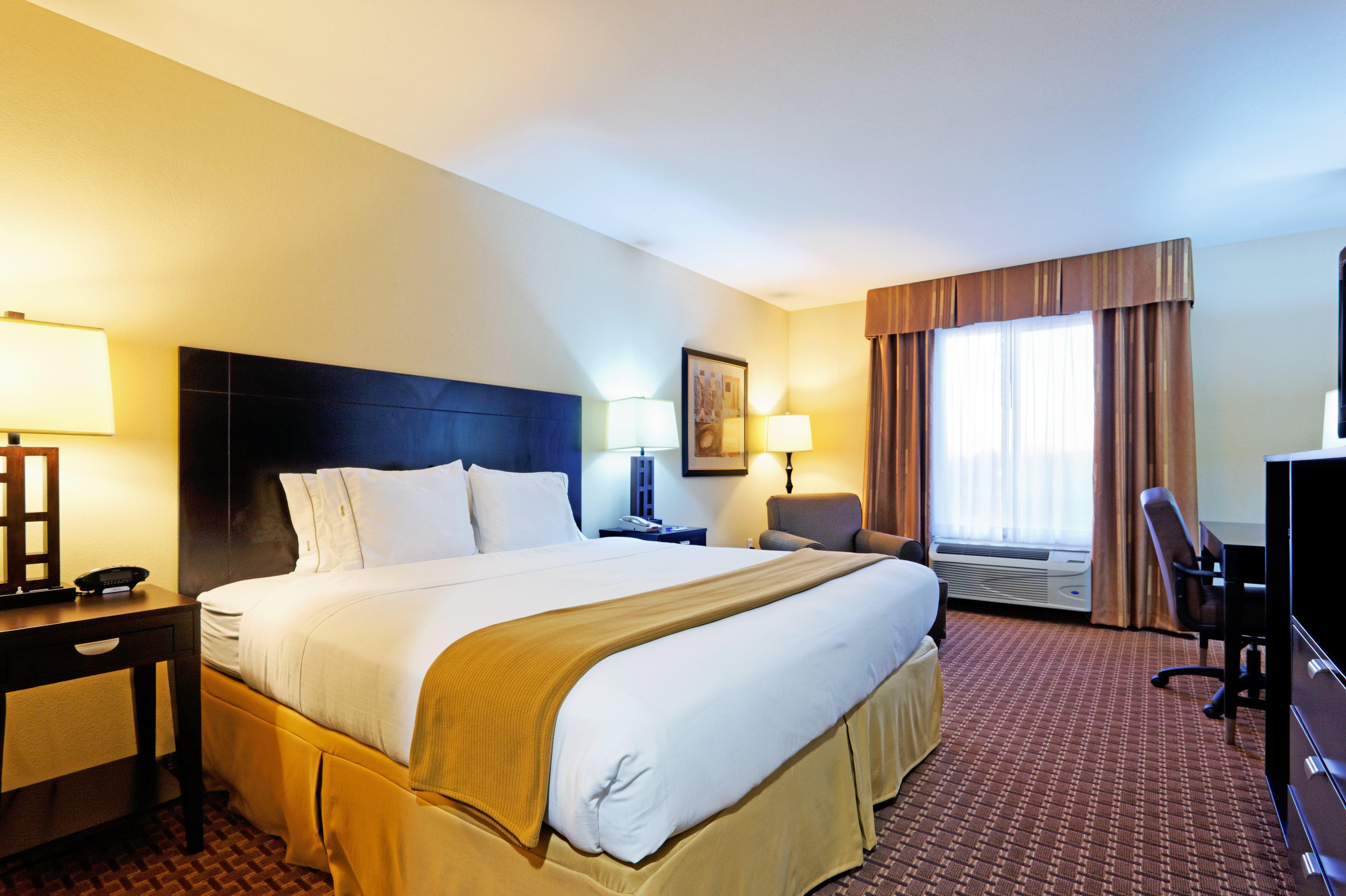 Holiday Inn Express & Suites Ozona By Ihg Екстериор снимка