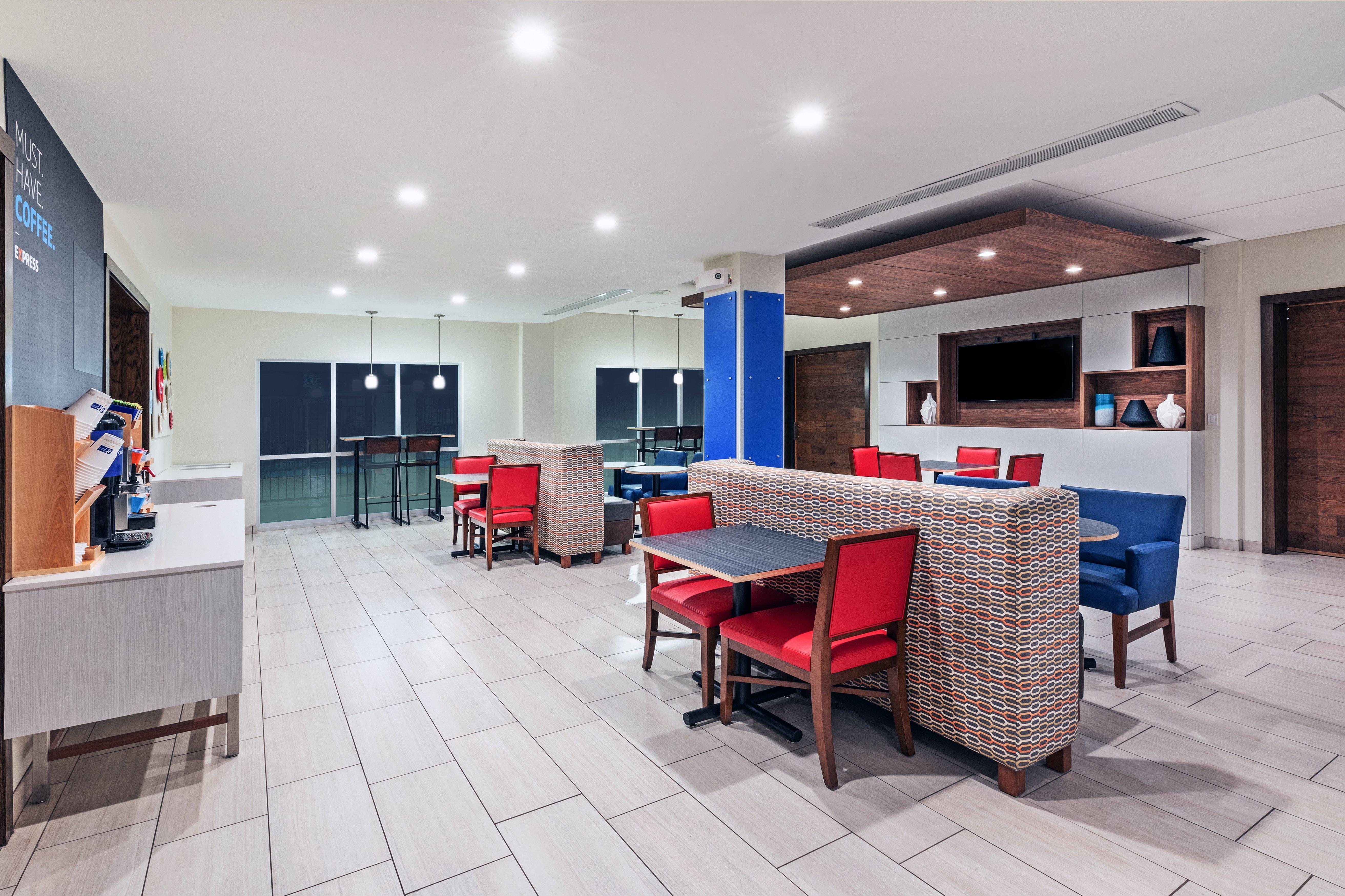 Holiday Inn Express & Suites Ozona By Ihg Екстериор снимка