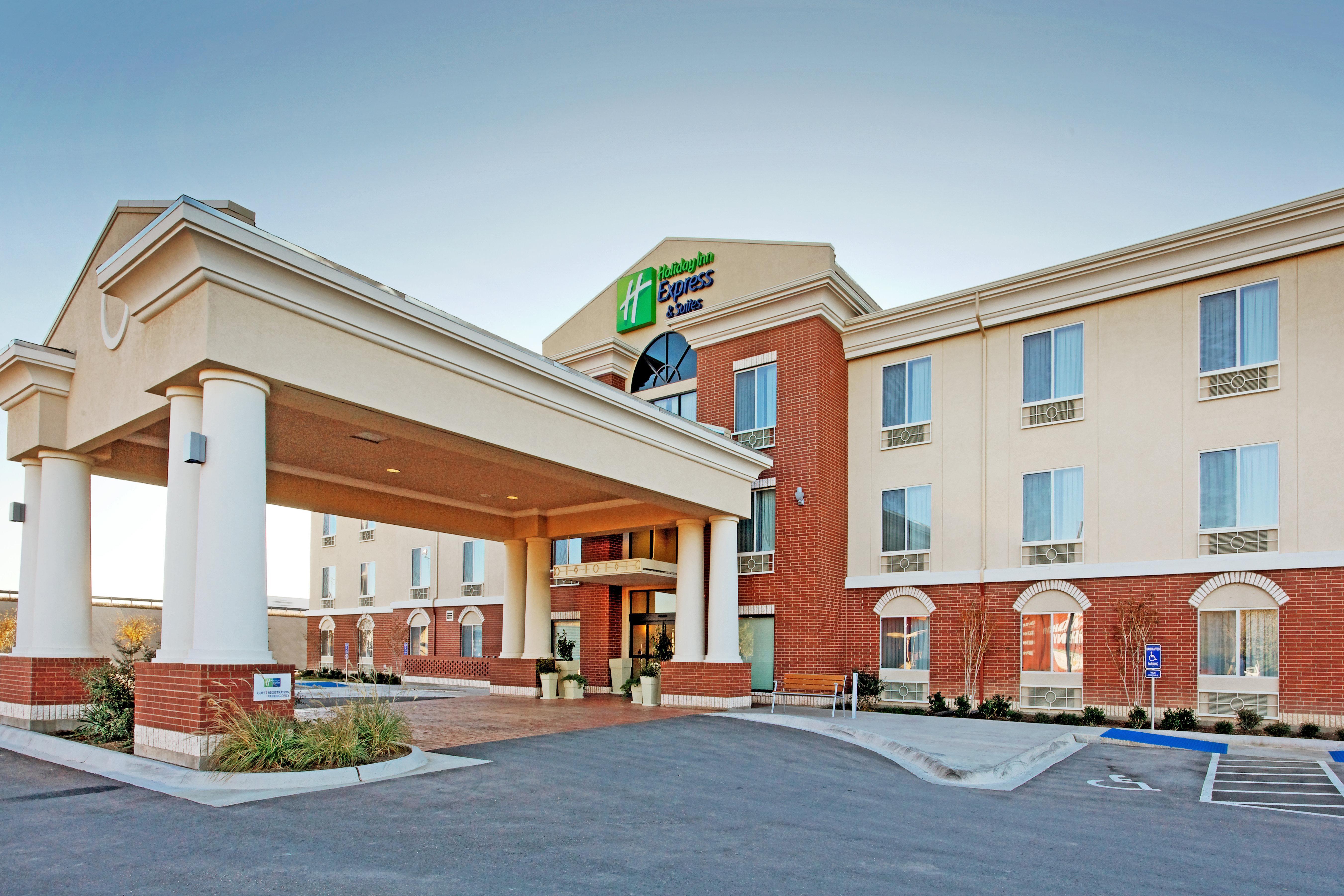 Holiday Inn Express & Suites Ozona By Ihg Екстериор снимка