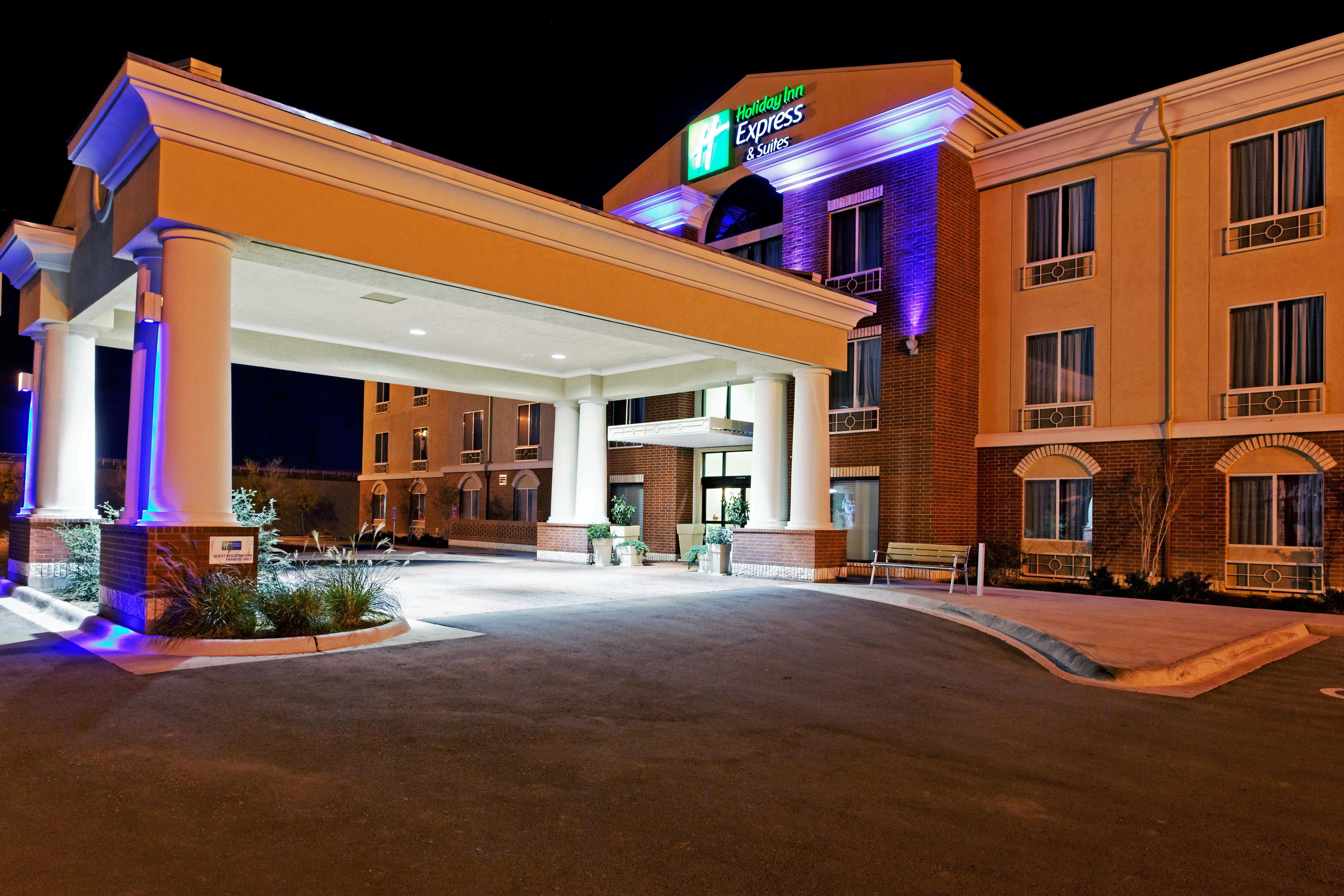 Holiday Inn Express & Suites Ozona By Ihg Екстериор снимка